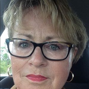 Meet your Posher, Roberta